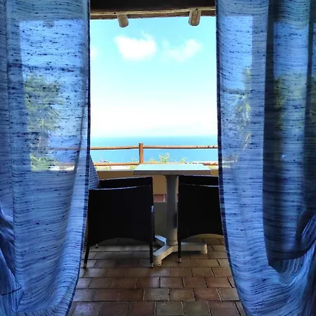 Eoliano Bed & Breakfast Malfa (Salina)