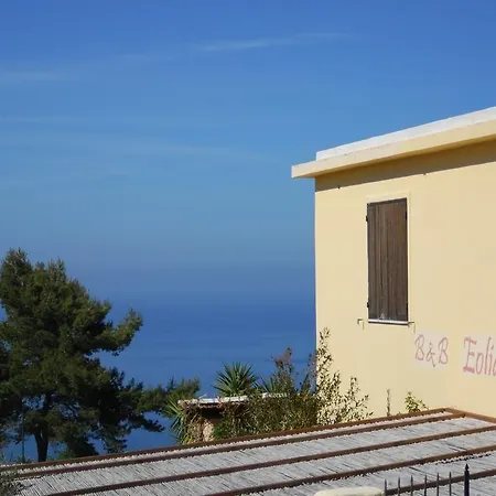 Eoliano Bed & Breakfast 4*
