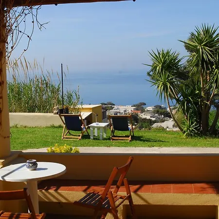 Eoliano B&B Bed & Breakfast Malfa (Salina)