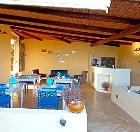 Bed & Breakfast Eoliano B&B 4*